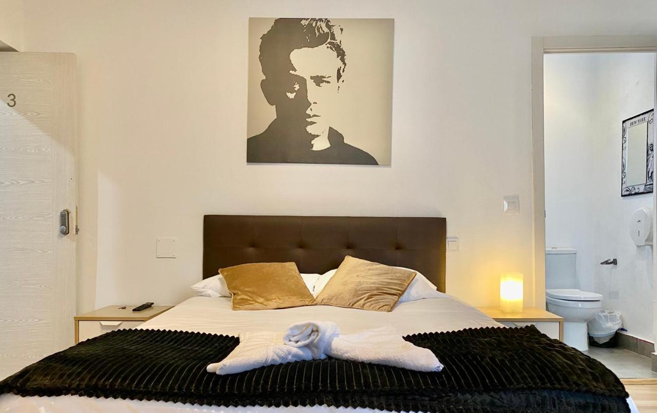 Gran Via Sol Rooms Madrid Ngoại thất bức ảnh